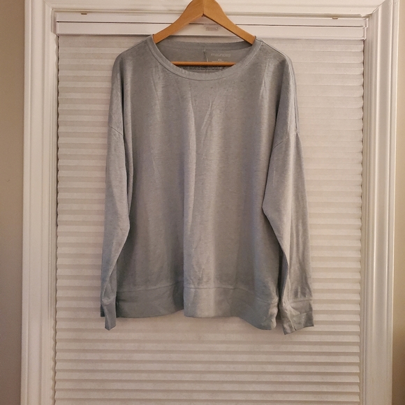 Maurices Tops - Long-sleeved T-shirt